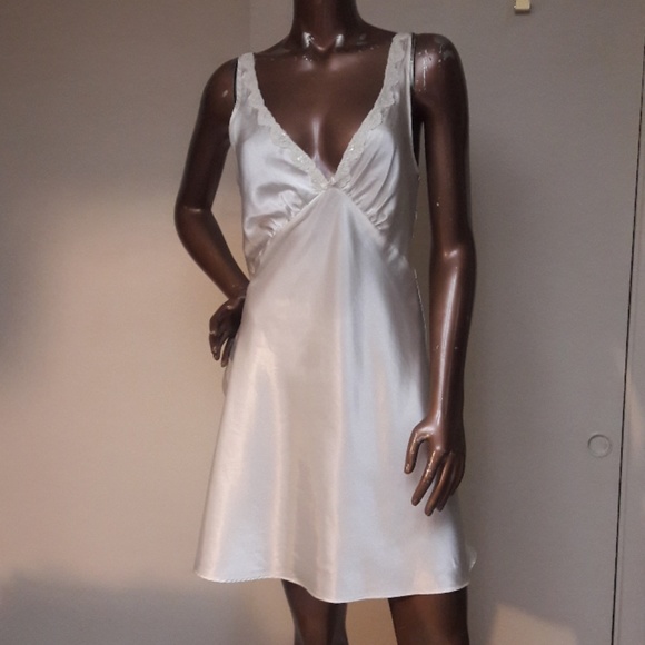 Jones New York Other - Jones New York Bridal Bliss Night Gown